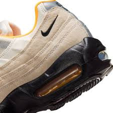 Nike SB Air Max 95 Men's Skate Shoes - Streetwear Sneakers