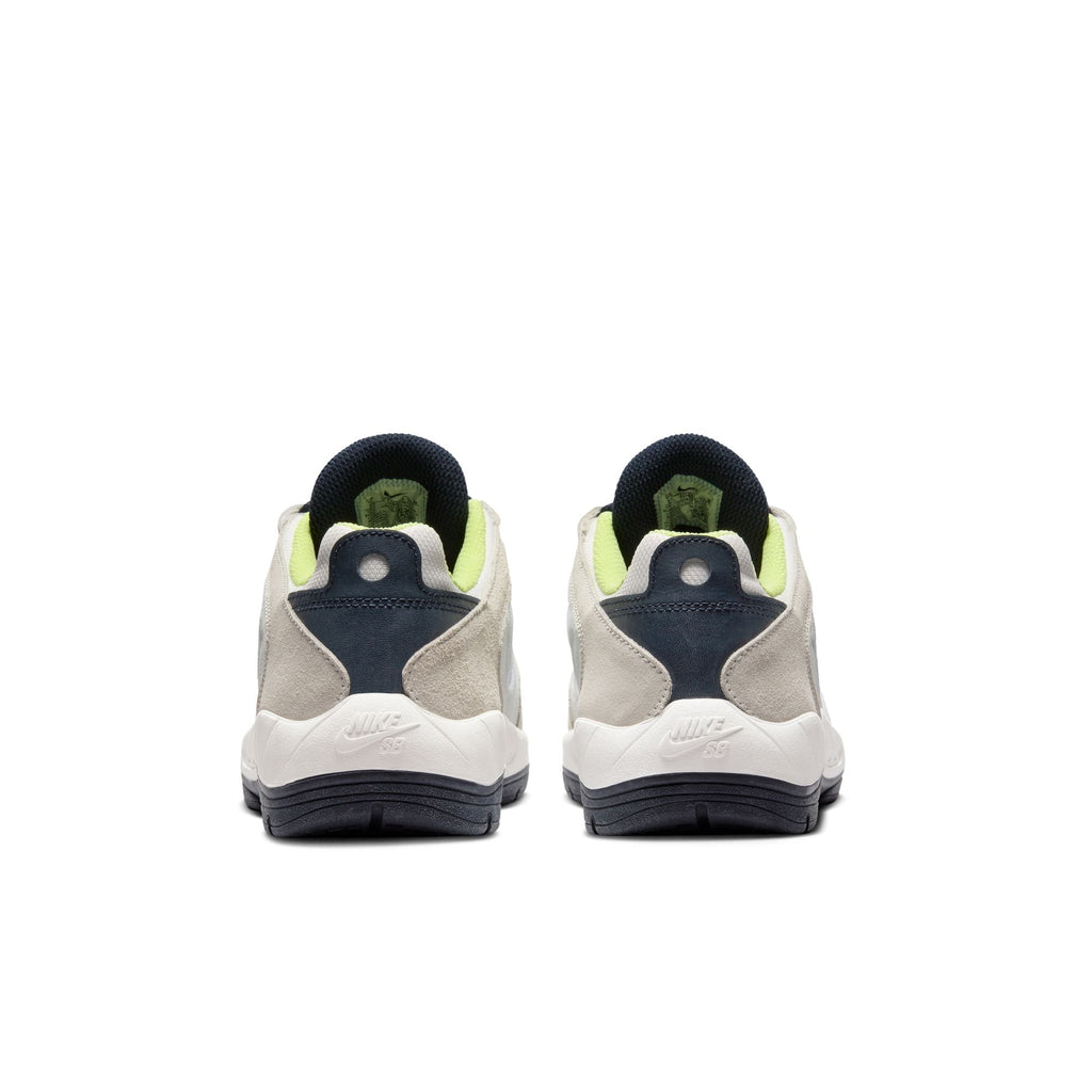 Nike SB Vertebrae Summit White